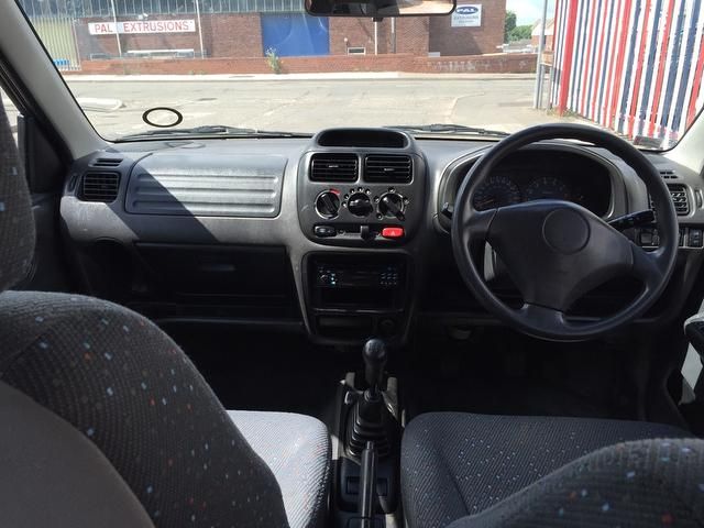2002 Suzuki Ignis 1.3 GL 5dr 12 MONTHS MOT image 6