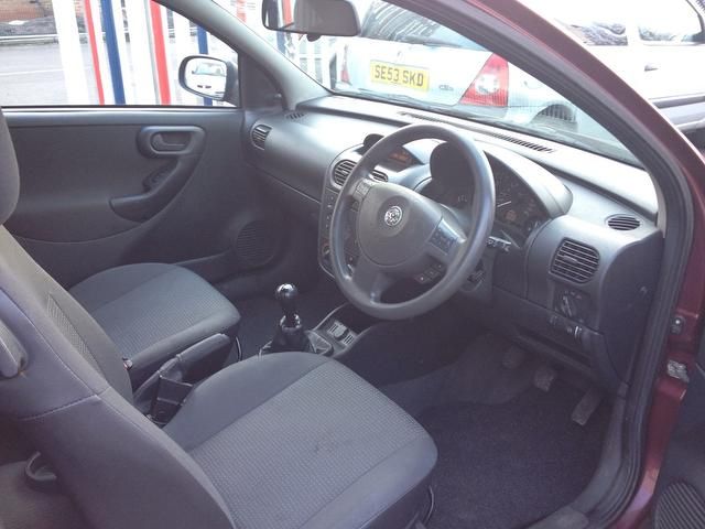 2004 Vauxhall Corsa 1.0 Life 3dr , Mot 13/05/2016 image 4