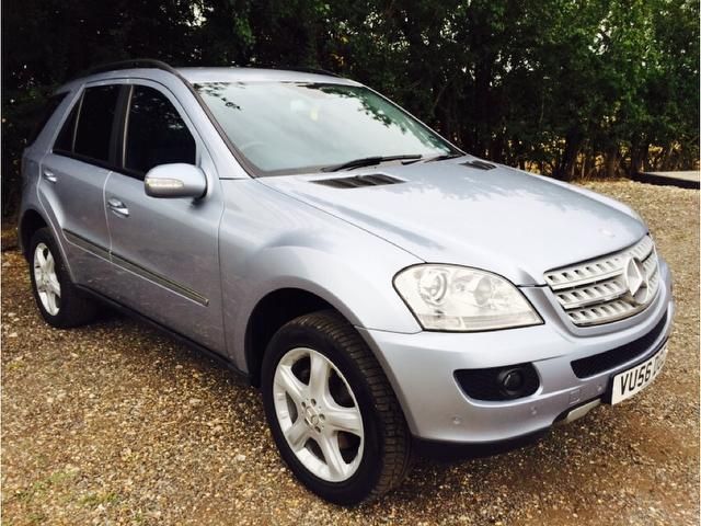 2007 Mercedes-Benz M Class 3.0 ML320 CDI Sport 7G-Tronic 5dr image 2
