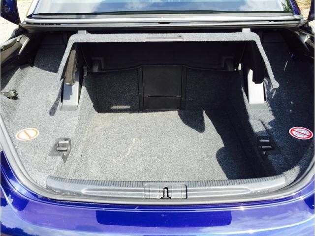 2007 Volkswagen EOS 2.0 TDI Sport DSG 2dr image 5