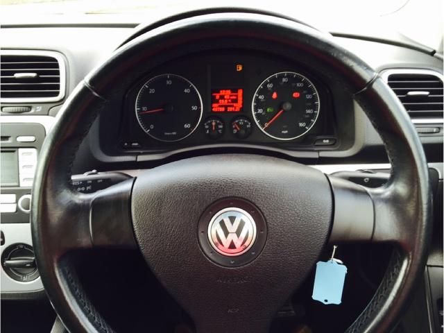 2007 Volkswagen EOS 2.0 TDI Sport DSG 2dr image 6