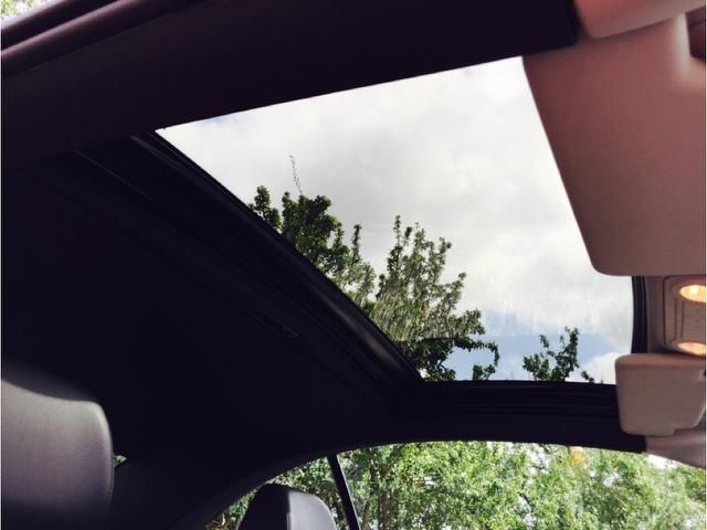 2007 Volkswagen EOS 2.0 TDI Sport DSG 2dr image 9