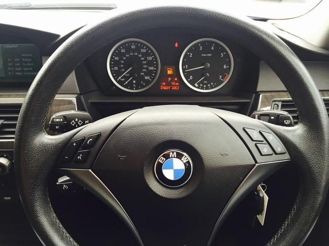 2004 BMW 5 SERIES 4.4 545i SE 4dr image 6