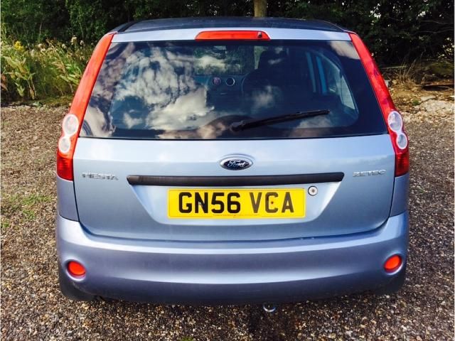 2007 Ford Fiesta 1.4 Zetec Climate 5dr image 4