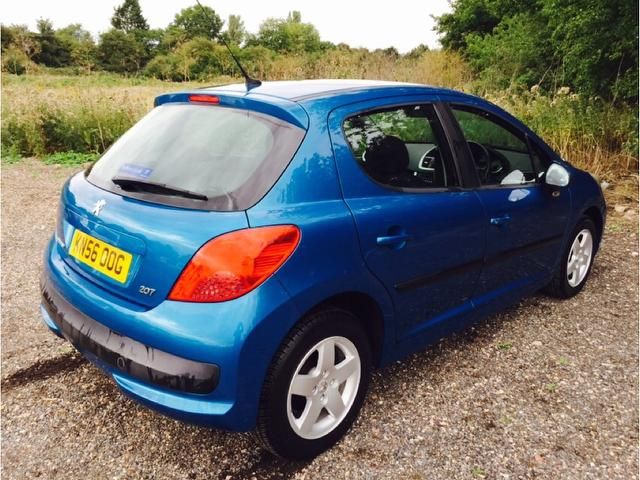 2006 Peugeot 207 1.4 16v Sport 5dr image 4