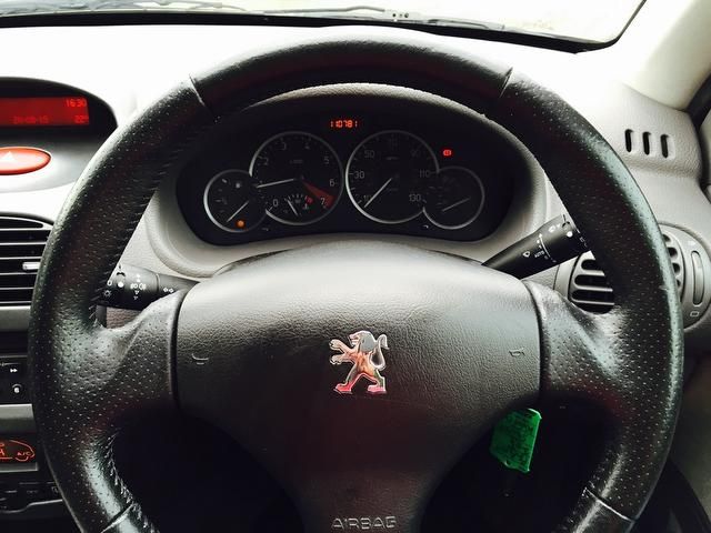 2004 Peugeot 206 1.4 (Dig A/C & Climate Control) SE 5dr image 6