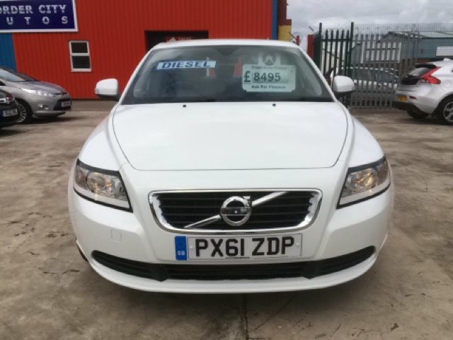 2012 VOLVO S40 2.0 D3 ES 4d 148 BHP image 2
