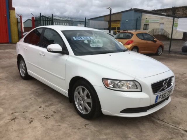 2012 VOLVO S40 2.0 D3 ES 4d 148 BHP image 3