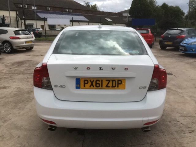 2012 VOLVO S40 2.0 D3 ES 4d 148 BHP image 5