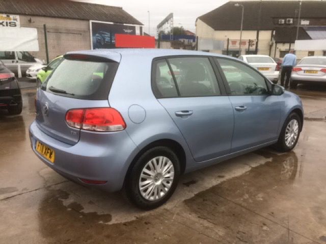 2011 VOLKSWAGEN GOLF 1.6 S TDI 5d 89 BHP image 4
