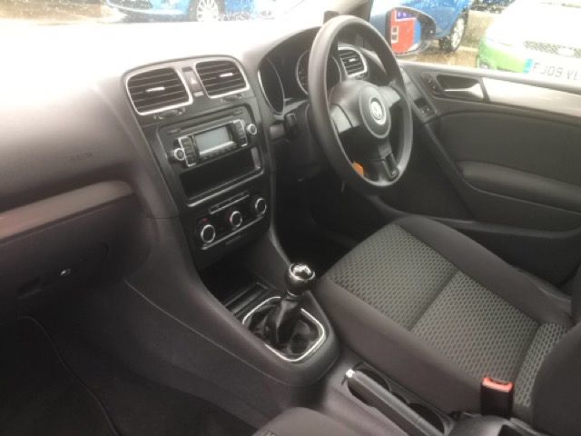2011 VOLKSWAGEN GOLF 1.6 S TDI 5d 89 BHP image 9
