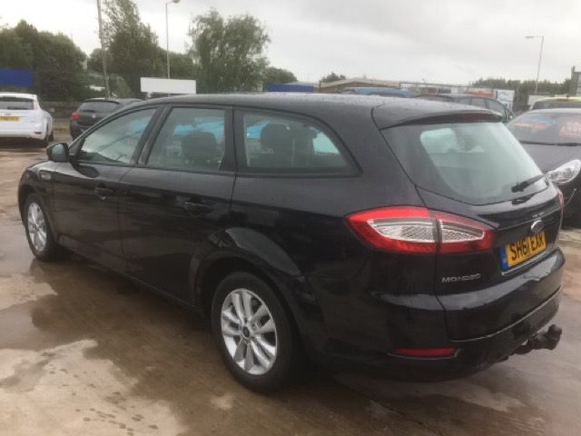 2011 FORD MONDEO 2.0 TDCI ZETEC ESTATE 5d 138 BHP image 7