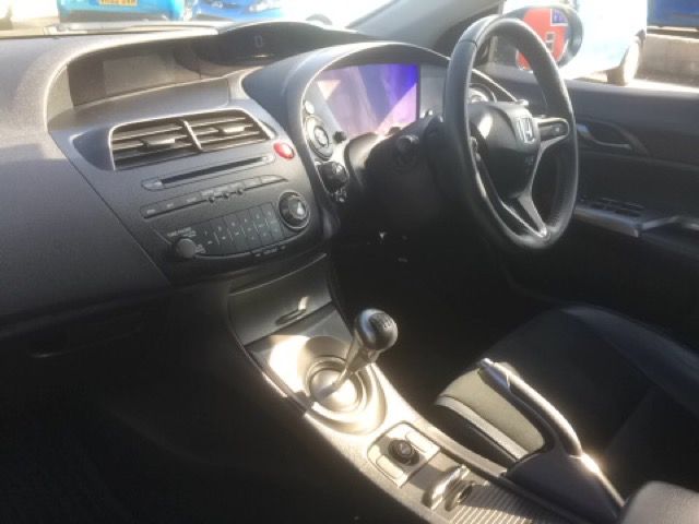 2011 HONDA CIVIC 1.8 I-VTEC SI 5d 138 BHP image 7