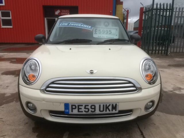 2009 MINI HATCH 1.4 ONE 3d 94 BHP image 2