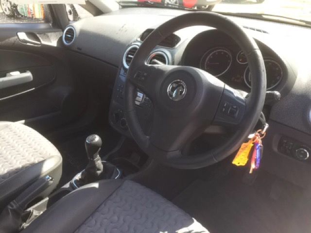 2012 VAUXHALL CORSA 1.2 SE 5d 83 BHP image 6