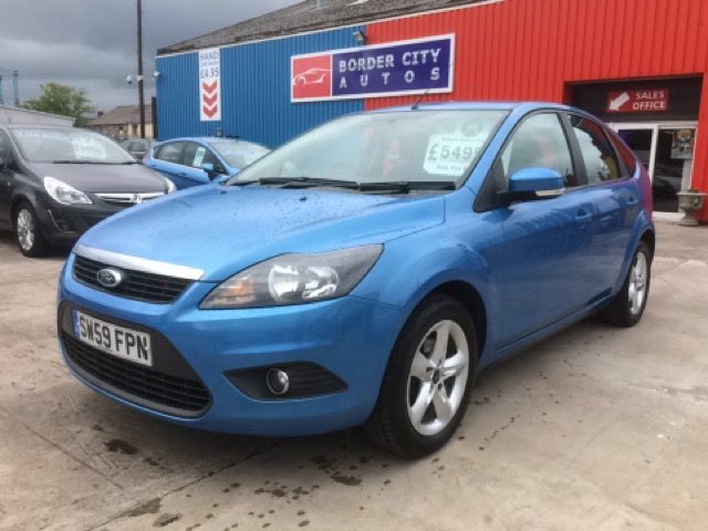 2009 FORD FOCUS 1.6 ZETEC 5d 100 BHP image 1