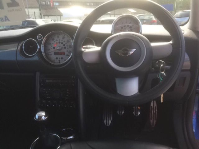 2005 MINI HATCH 1.6 COOPER S 3d 168 BHP image 5