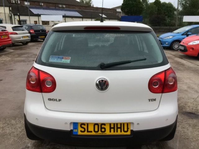 2006 VOLKSWAGEN GOLF 1.9 SE TDI 5d 103 BHP image 4