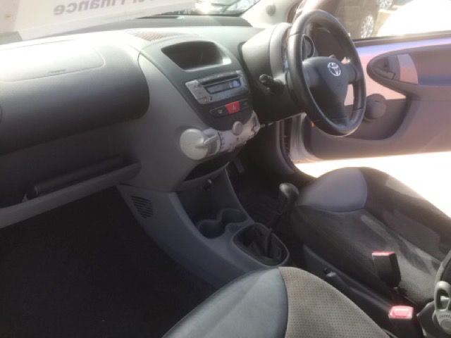 2008 TOYOTA AYGO 1.0 PLATINUM VVT-I 3d 68 BHP image 7