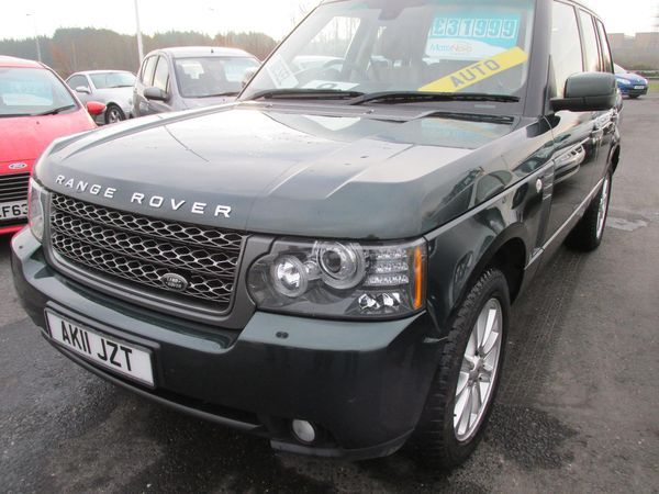 2011 Land Rover Range Rover 4.4 TDV8 Vogue Auto image 2