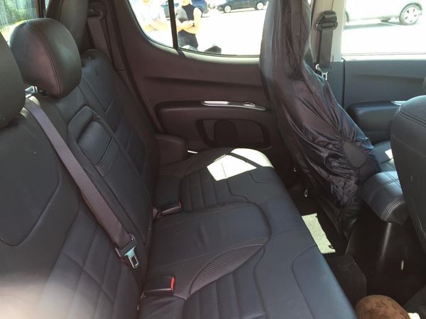 2014 Mitsubishi L200 Double Cab DI-D Barbarian 4WD image 6