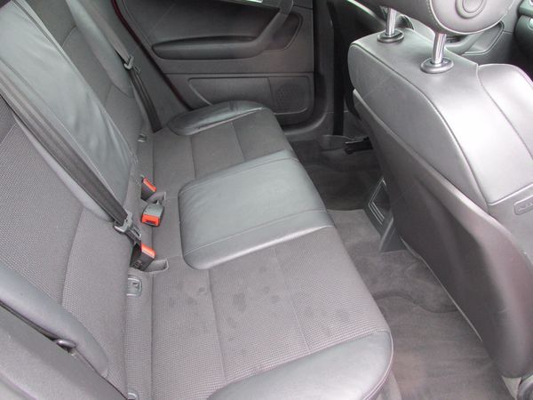 2010 Audi A3 2.0 TDI Black Edition / Start Stop image 9