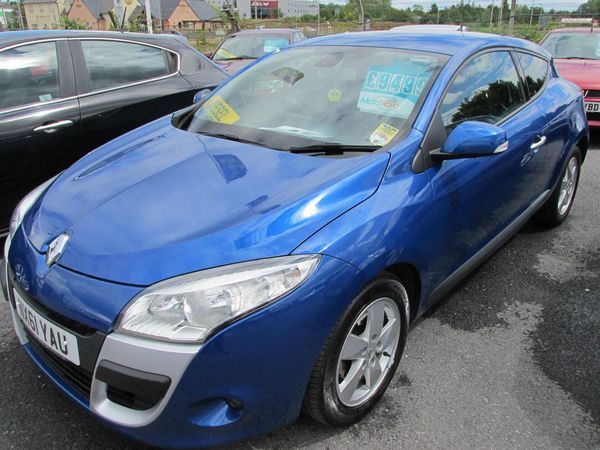 2011 Renault Megane 1.5 dCi 110 Dynamique TomTom image 2
