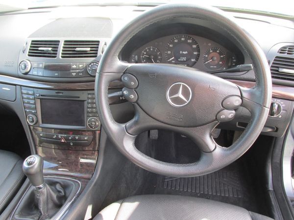 2008 Mercedes-Benz E Class E220 CDI Executive SE image 7