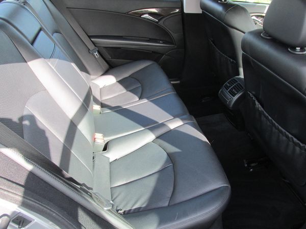 2008 Mercedes-Benz E Class E220 CDI Executive SE image 9