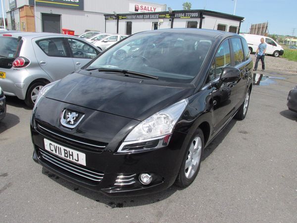 2011 Peugeot 5008 1.6 HDi 110 Sport EGC Auto image 3
