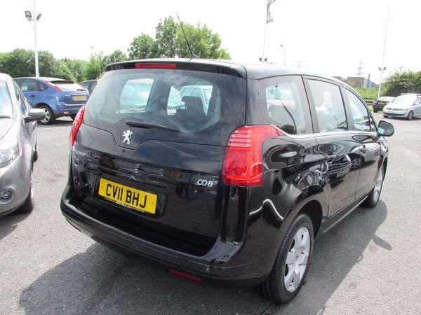 2011 Peugeot 5008 1.6 HDi 110 Sport EGC Auto image 5