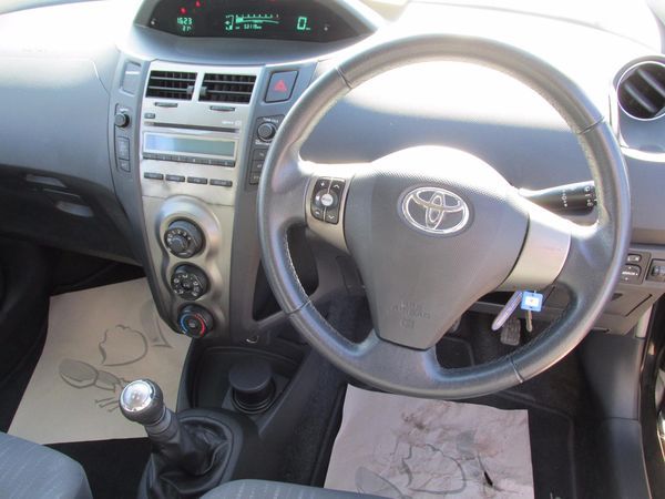 2009 Toyota Yaris 1.33 VVT-i TR [6] image 6