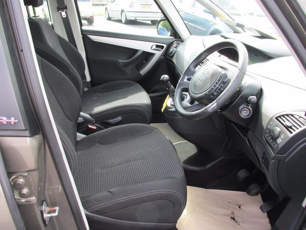2009 Citroen C4 Grand Picasso 1.6HDi 16V VTR Plus image 5
