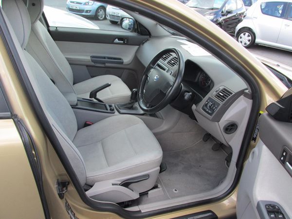 2008 Volvo S40 1.6D S image 5