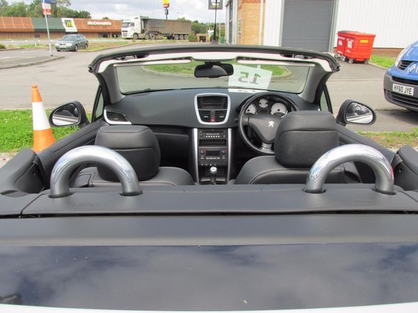2008 Peugeot 207 1.6 16V GT image 6