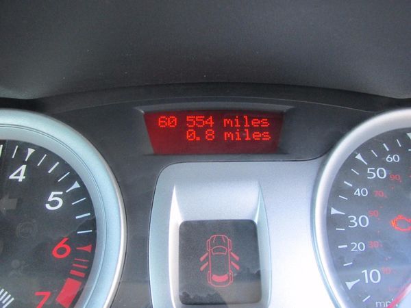 2010 Renault Clio 1.2 TCE I-Music image 4