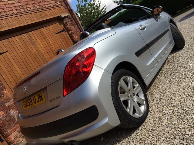 2009 Peugeot 207 CC 1.6 VTi Sport 2dr image 3