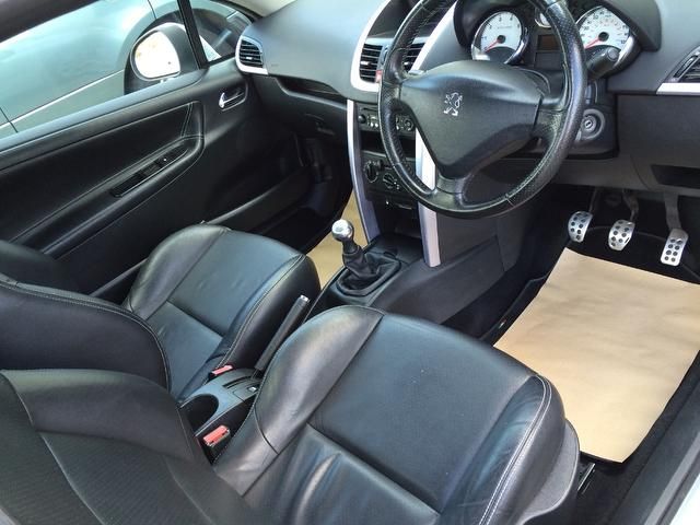 2009 Peugeot 207 CC 1.6 VTi Sport 2dr image 5