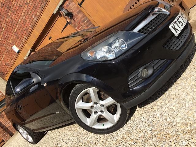2007 Vauxhall Astra 1.9 CDTi SRi Sport Hatch 3dr image 1