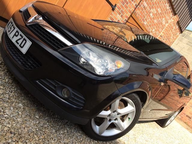 2007 Vauxhall Astra 1.9 CDTi SRi Sport Hatch 3dr image 2