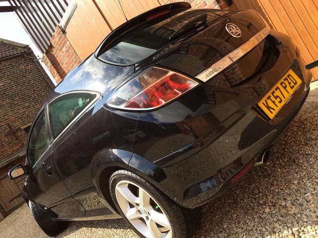 2007 Vauxhall Astra 1.9 CDTi SRi Sport Hatch 3dr image 4