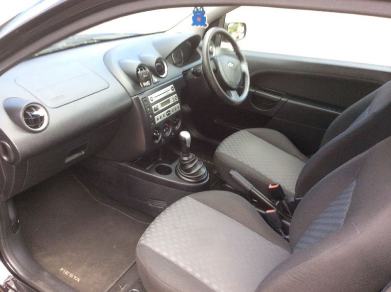 2005 Ford Fiesta Zetec image 4