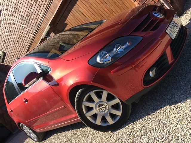 2006 Volkswagen Golf Plus 2.0 TDI PD GT 5dr image 1