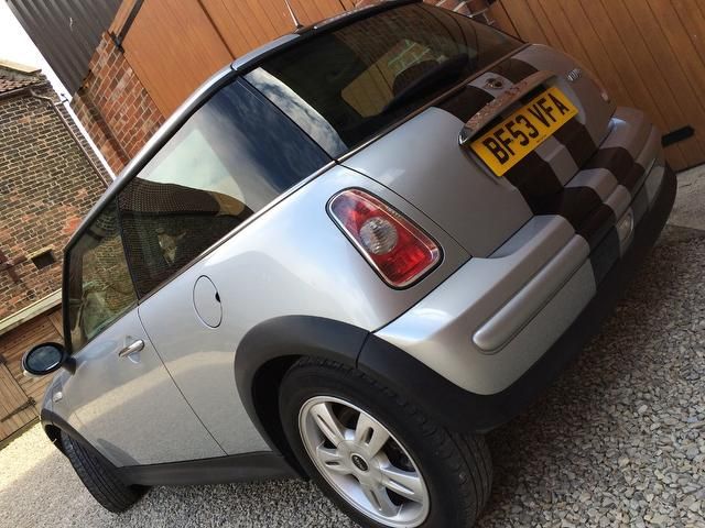 2003 MINI Hatch One 1.4 D One 3dr image 4