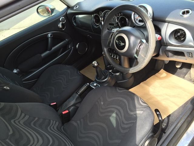 2003 MINI Hatch One 1.4 D One 3dr image 5