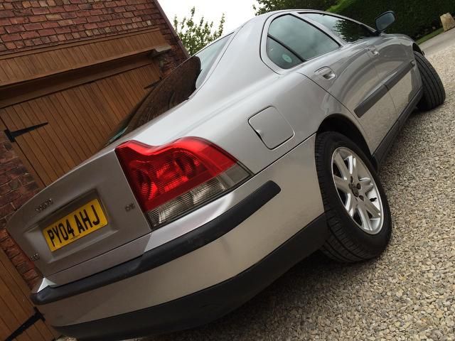 2004 Volvo S60 2.4 TD D5 S 4dr image 3