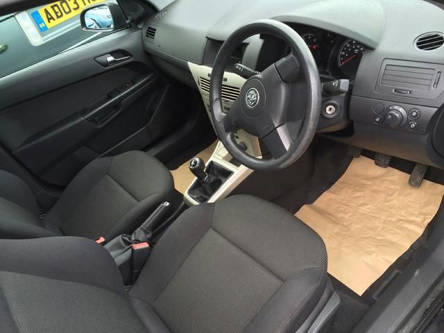 2007 Vauxhall Astra 1.6 i 16v Life 5dr image 5