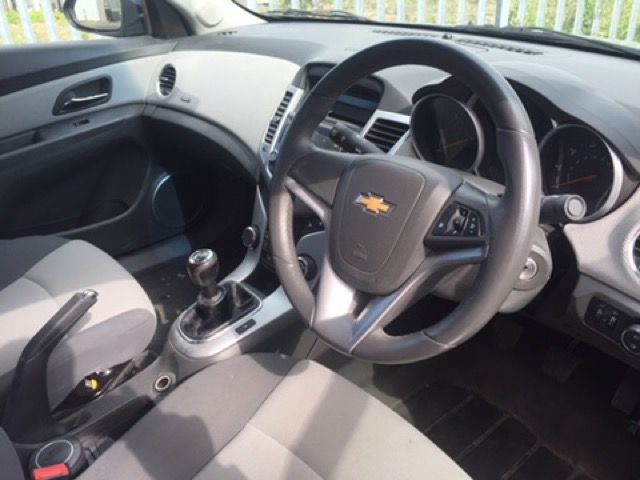 2011 CHEVROLET CRUZE 2.0 LS VCDI 4d image 6