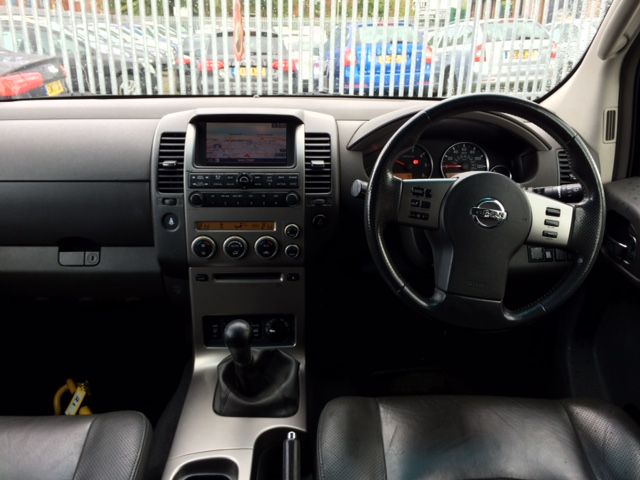 2006 NISSAN PATHFINDER 2.5 T-SPEC DCI 5dr image 8