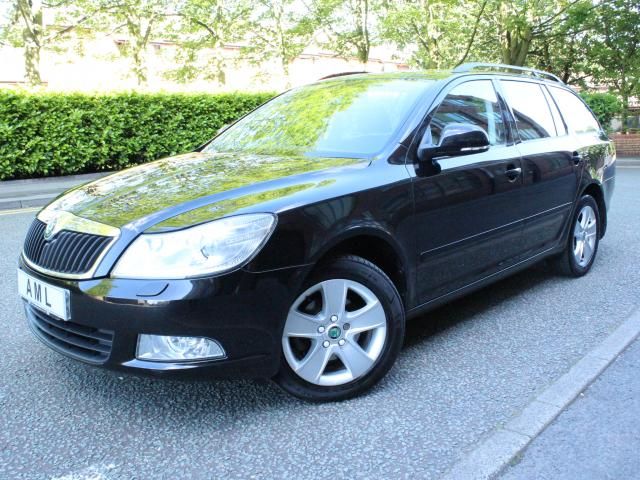 2012 SKODA OCTAVIA 1.6 TDI CR Elegance 5dr image 5